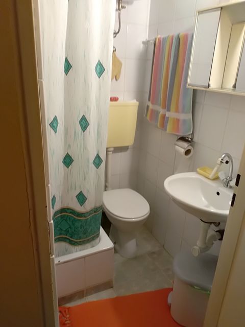 Gandijeva 87, Beograd - 5