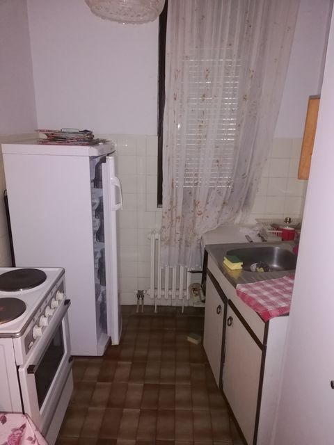 Edvarda Griga 3, Beograd - 6