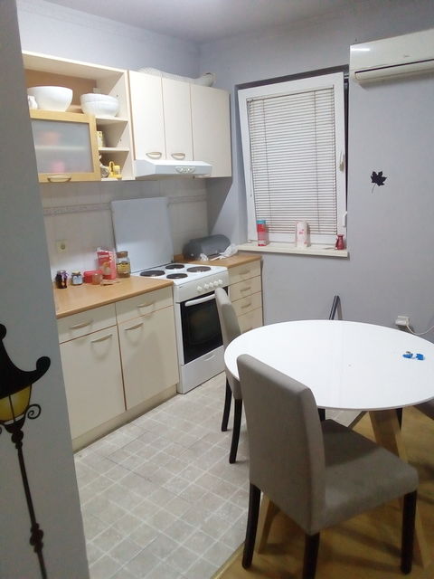 Valentina Vodnika 16, Novi Sad - 1