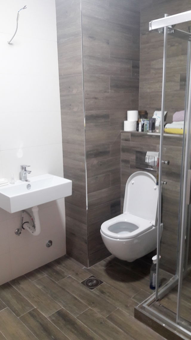 Slanački put 80, Beograd - 4