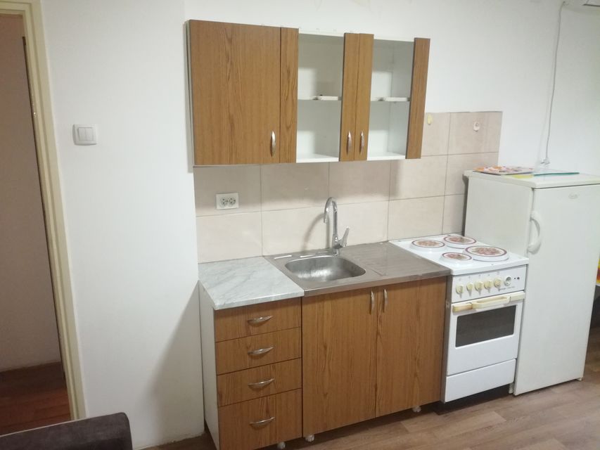 Makenzijeva 29, Beograd - 7