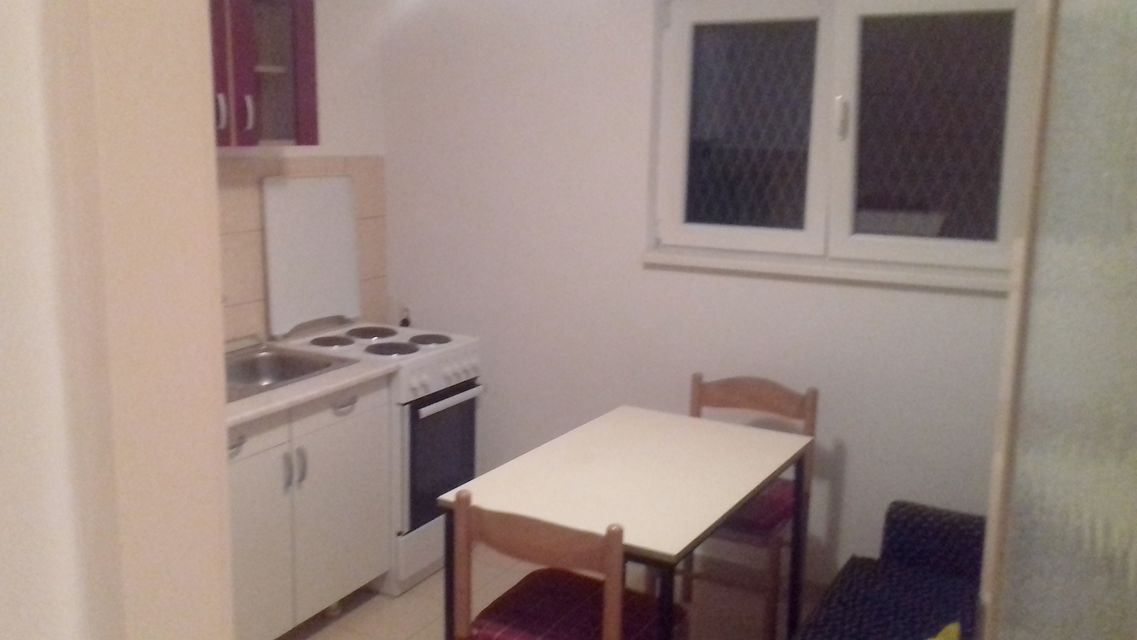 Vere Dimitrijević 15, Beograd - 4