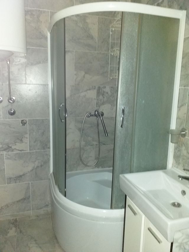 Bulevar Revolucije 37i, Beograd - 3