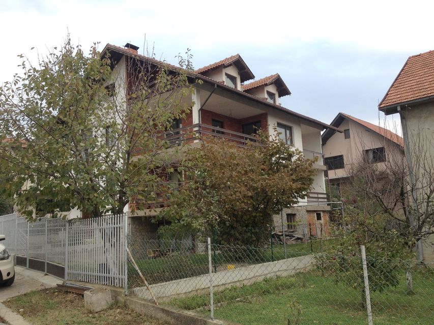 Petra Lubarde 16, Velika Plana - 2