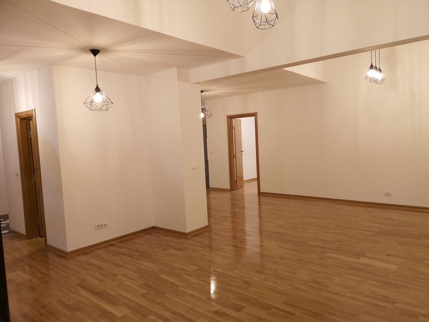 Živojina Žujovića 3, Beograd - 7