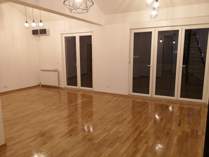 Živojina Žujovića 3, Beograd - 8