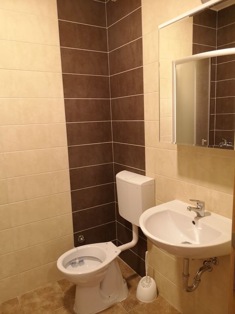 Živojina Žujovića 3, Beograd - 14