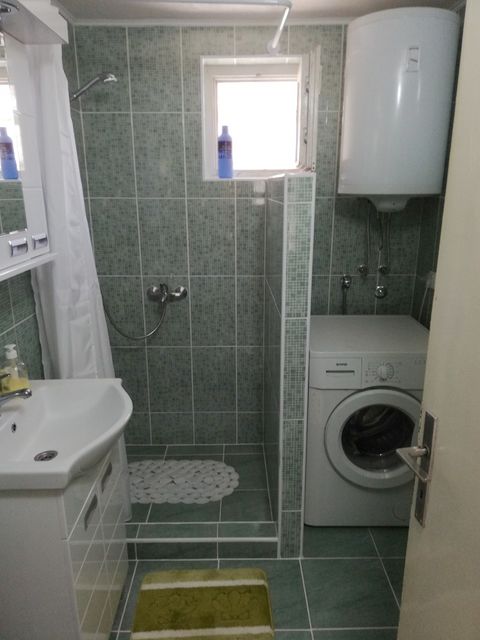 Partizanska 83a, Apatin