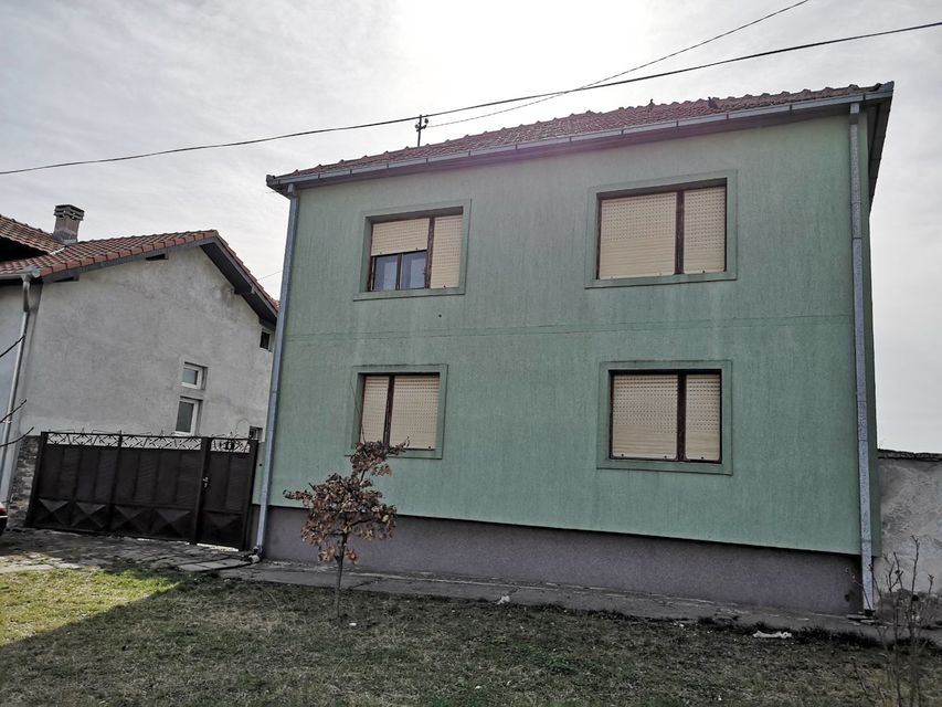 Zmaj Jove Jovanovića 6, Kovilj - 1