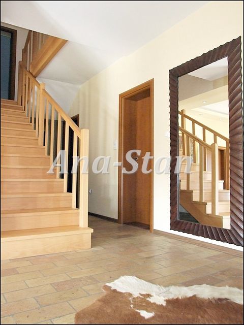 Bukovački put 57a, Petrovaradin - 12