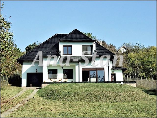 Bukovački put 57a, Petrovaradin - 2