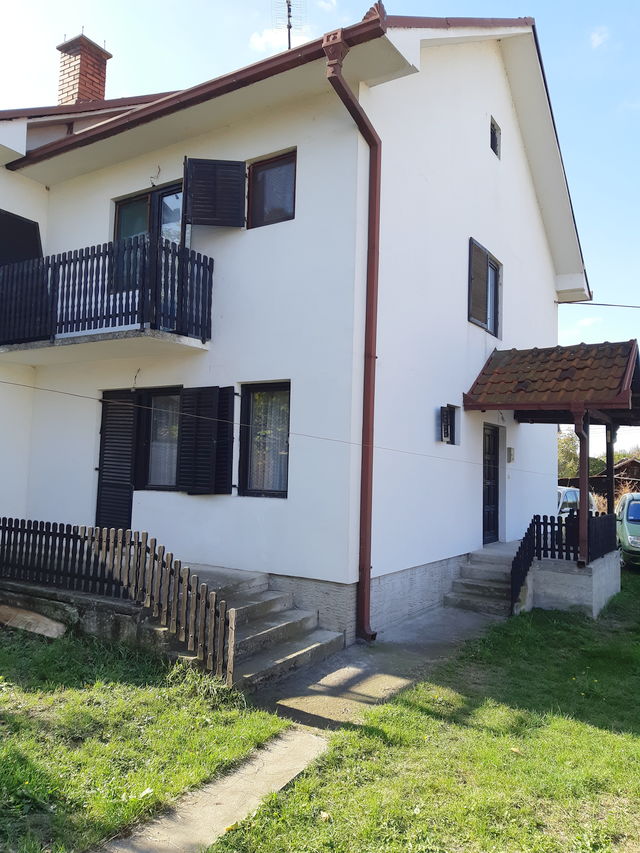 Obrenovački put 86b, Beograd - 3