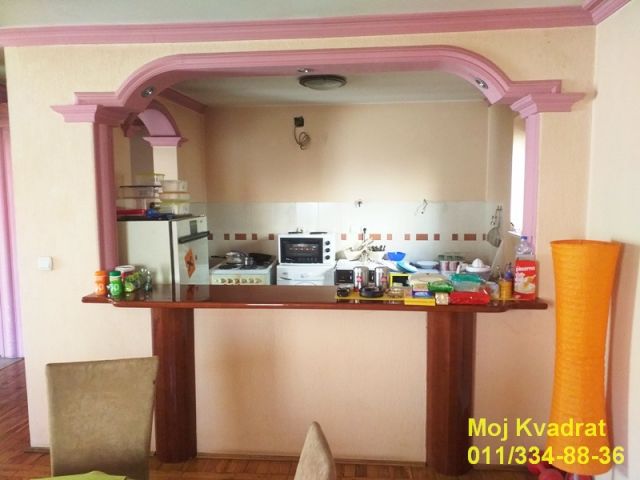 Ugrinovački put 10 deo 34, Beograd