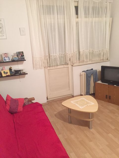 Ustanička 244g, Beograd - 4