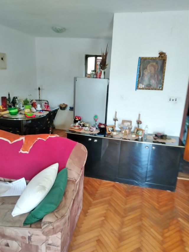 Dubrovačka 1, Vrčin - 3