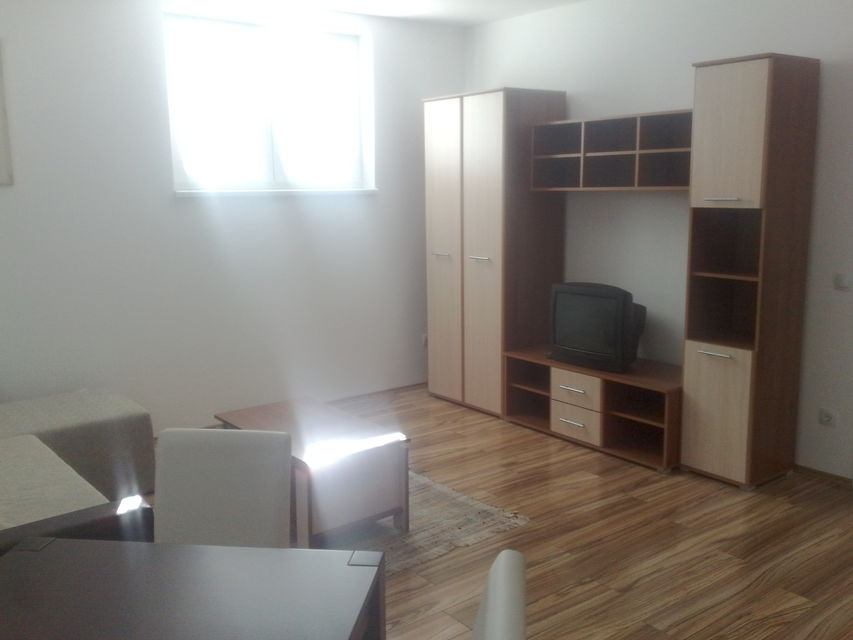 Laze Jovanovića-Porcija 41, Beograd - 2