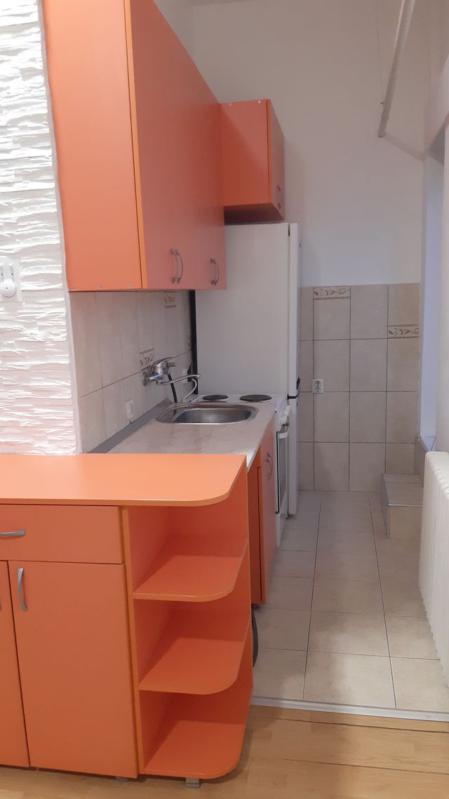 Gandijeva 42, Beograd - 5