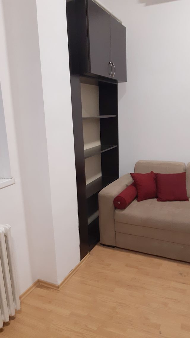 Gandijeva 42, Beograd - 13