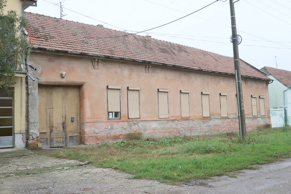 Maršala Tita 111, Jaša Tomić - 4