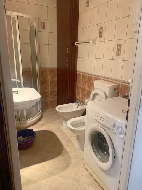 Gandijeva 15, Beograd - 6