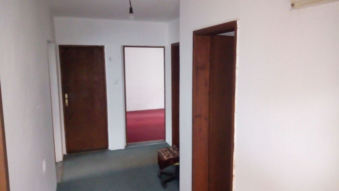 Hercegovačka 24, Beograd - 11