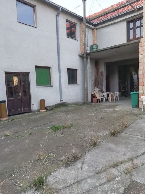 Lenjinova 48, Pećinci - 8