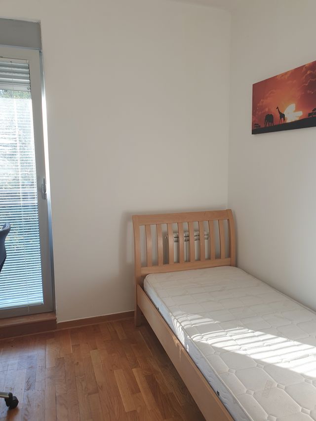 Luke Vojvodića 26, Beograd - 3