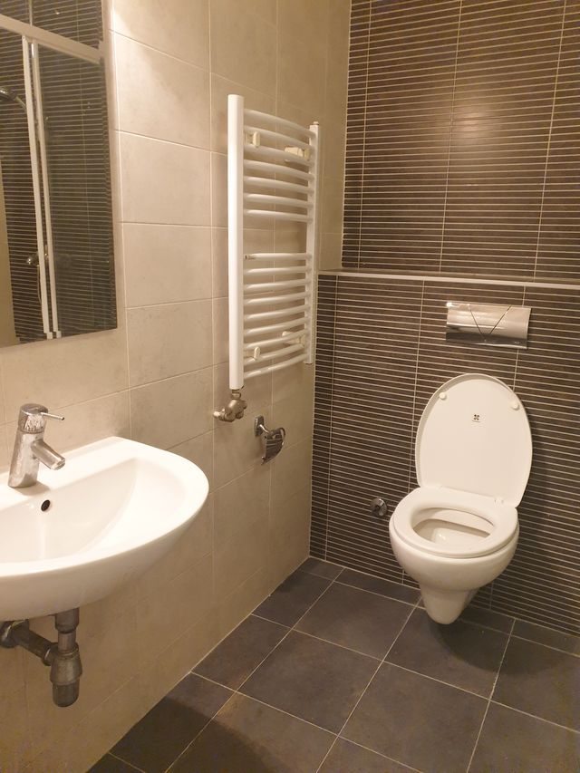 Luke Vojvodića 26, Beograd - 8