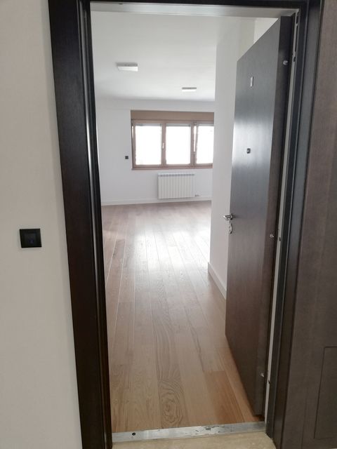 Južni bulevar 112, Beograd - 3