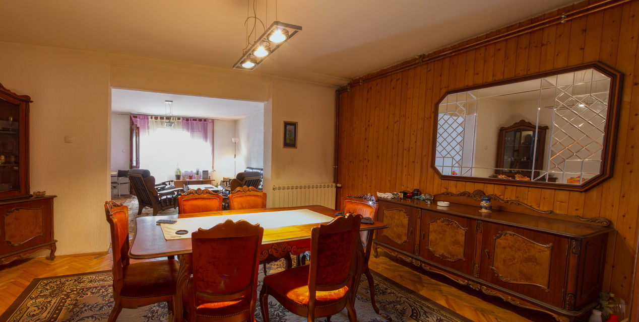 Primućura Žarka 17, Beograd