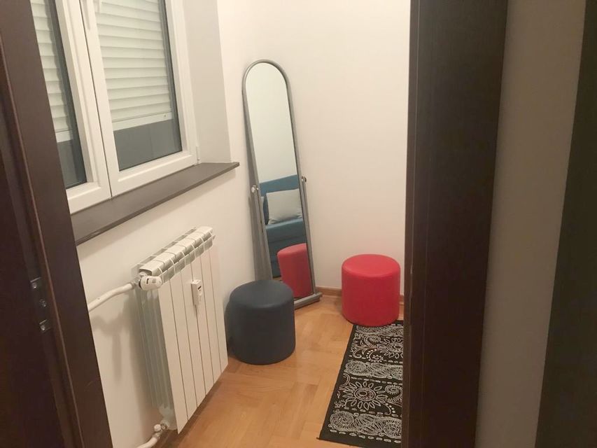 Zahumska 34a, Beograd - 5