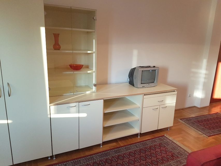 Nikodima Milaša 15, Beograd - 5