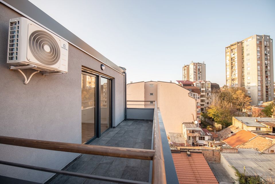 Živka Davidovića 67, Beograd - 13