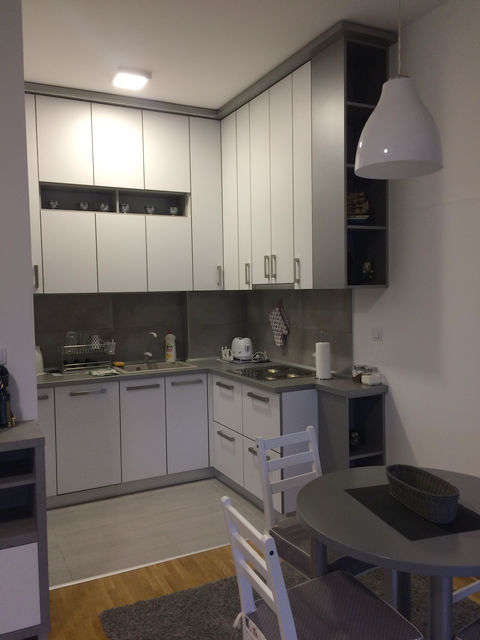 Paštrovićeva 15, Beograd - 7