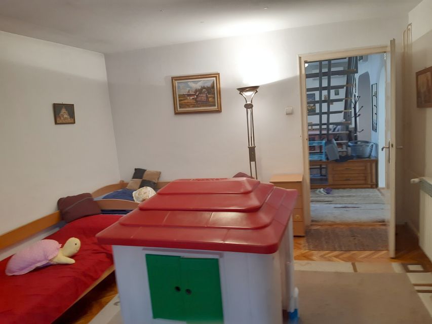 Kumodraška 60, Beograd - 6