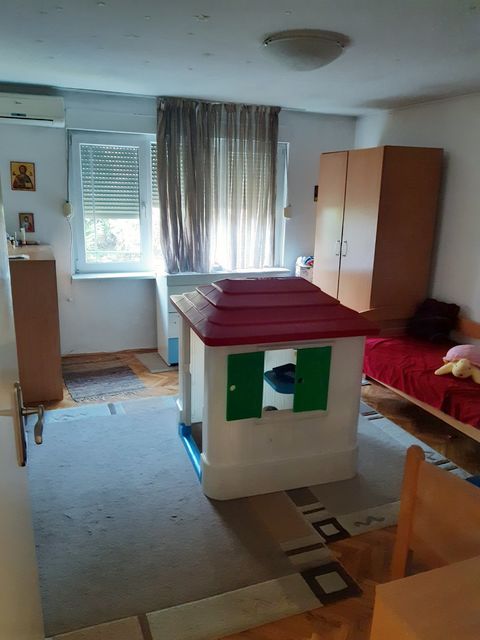 Kumodraška 60, Beograd - 11