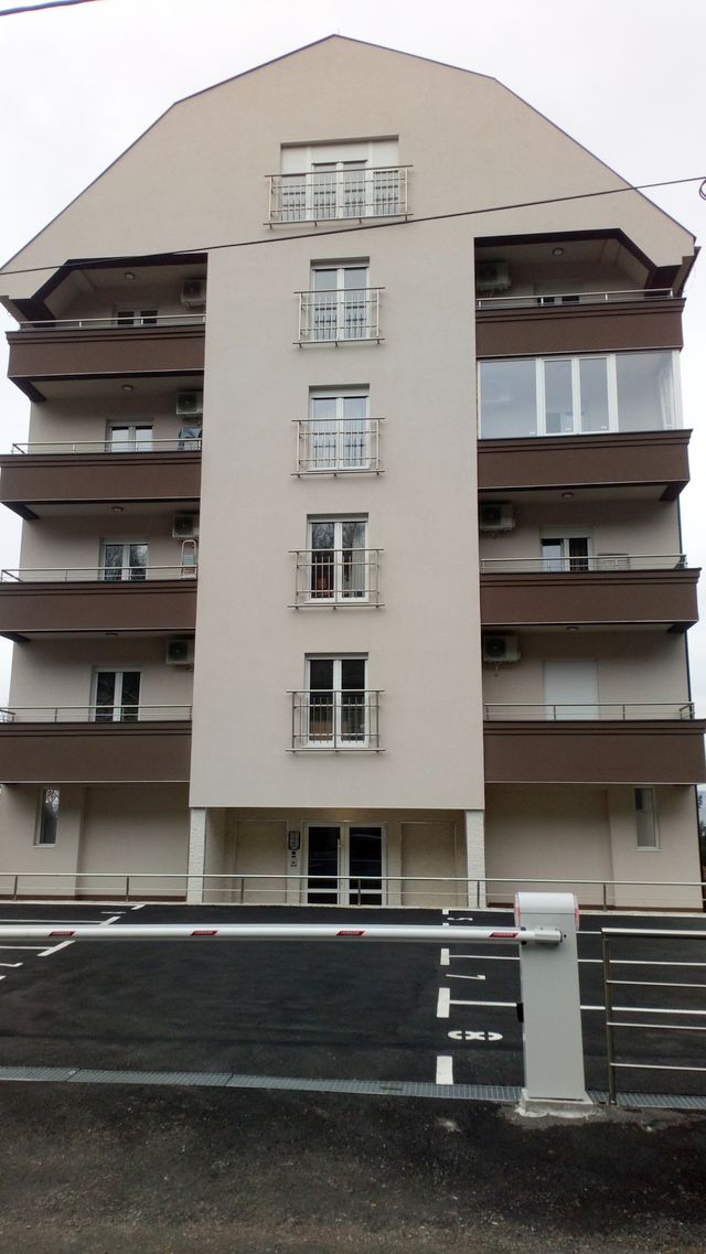 Ulica 21 Kneževac 7, Beograd - 11