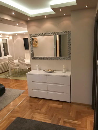 Marijane Gregoran 15, Beograd - 3