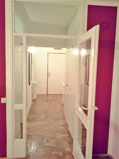 Nehruova 117, Beograd - 14