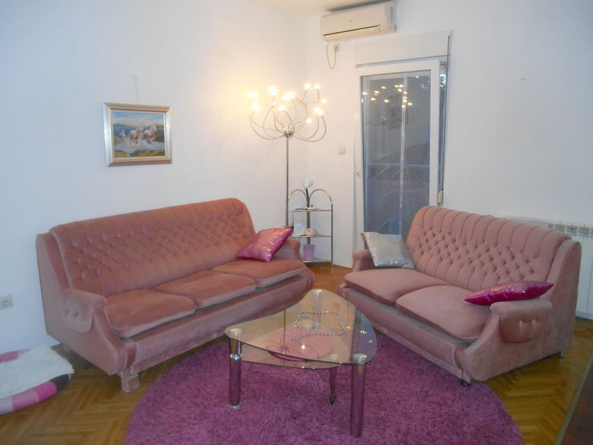 Zlatiborska 48, Beograd - 2