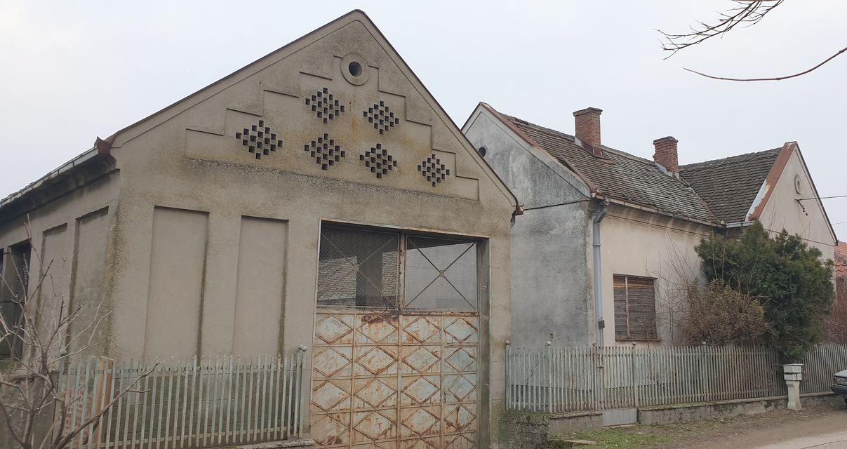 Maršala Tita 69, Skobalj - 2