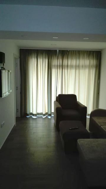 Nikole Tesle 3, Beograd - 2