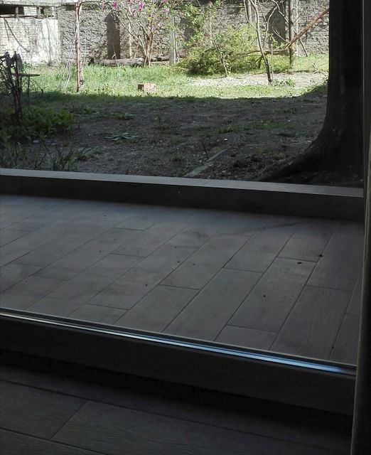 Nikole Tesle 3, Beograd - 11