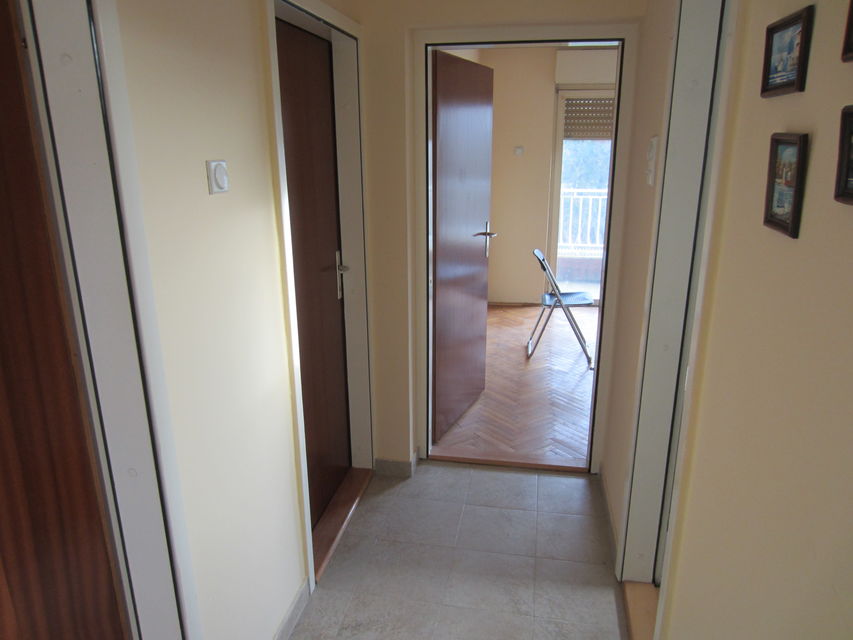 Mijatovih njiva 1B, Beograd - 11