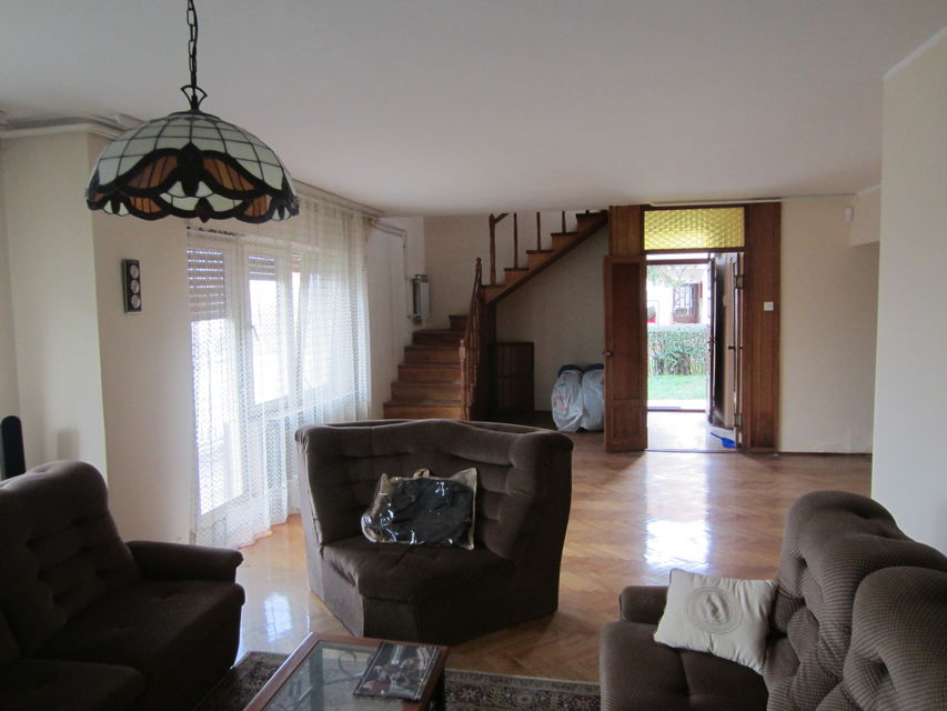 Mijatovih njiva 1B, Beograd - 8