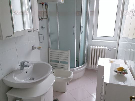 Kneginje Ljubice 2, Beograd - 3