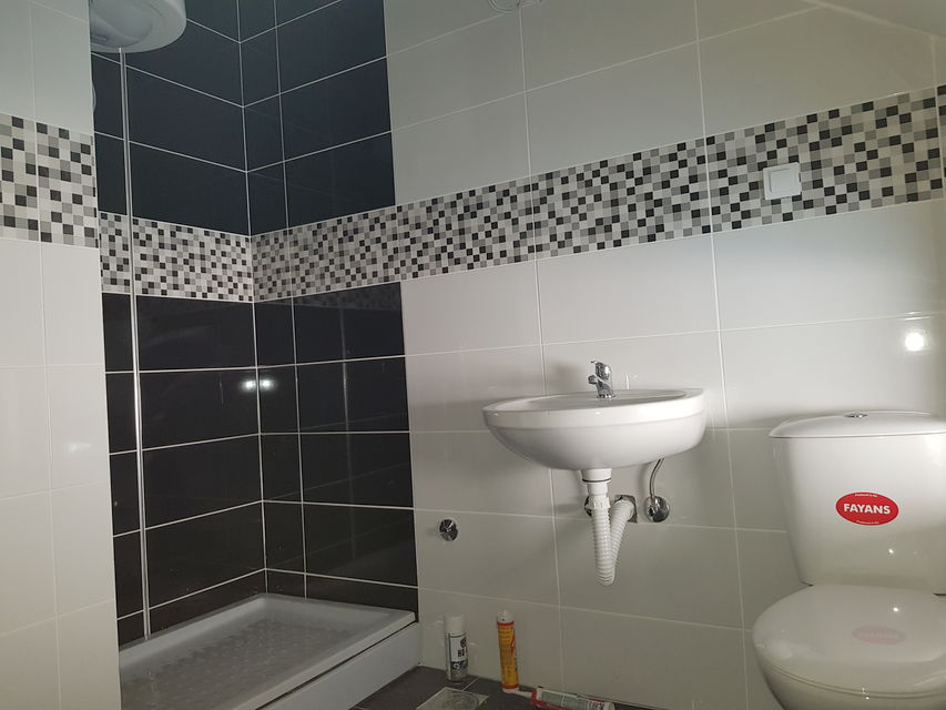 Adama Bogosavljevića 15, Beograd - 10