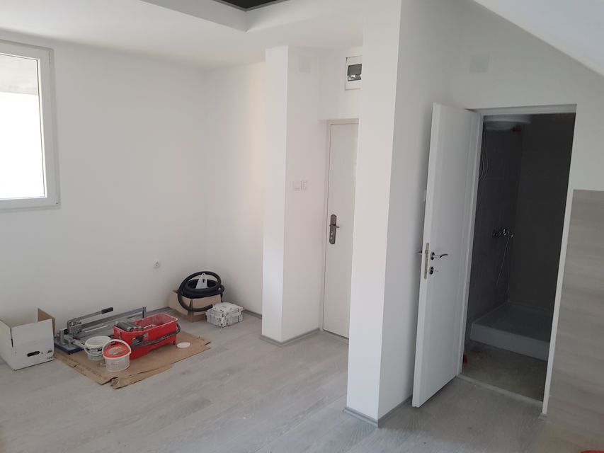 Adama Bogosavljevića 15, Beograd - 5