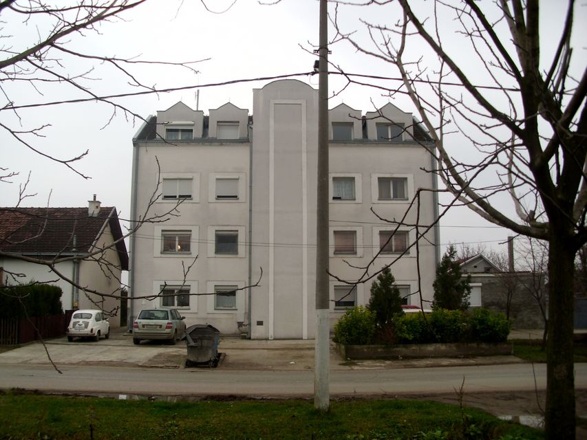 Ulica mira 208a, Boljevci - 3