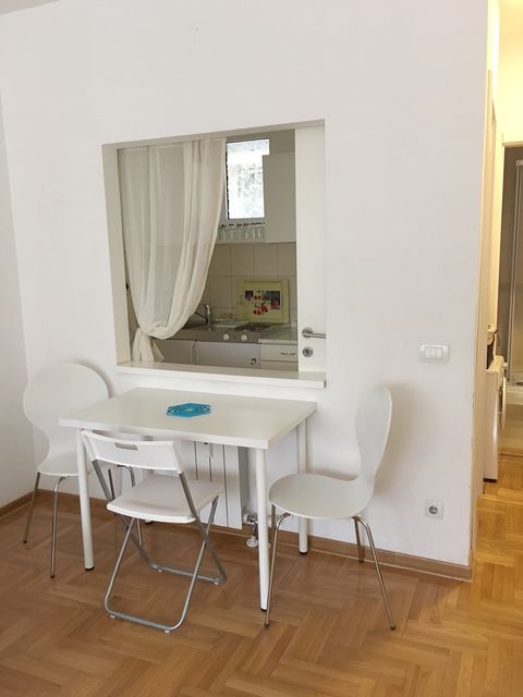 Koste Abraševića 29, Beograd - 4